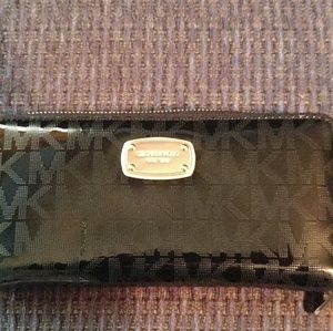Micheal kors mirror large wallet